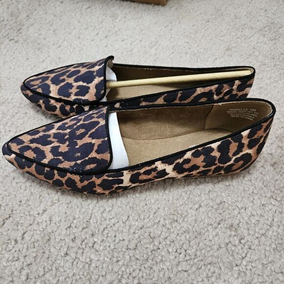 True Barefoot Leopard Pointed Toe Flats Ramelle Size 6 NWB - Picture 8 of 12